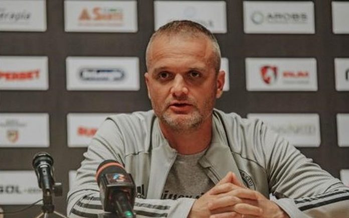 Conferinta Erik Lincar