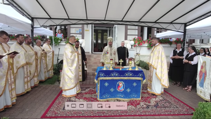 Slujba la Manastirea Maicii Domnului din Cluj