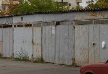 Sute de somații trimise de Primăria Cluj-Napoca pentru desființarea garajelor din oraș