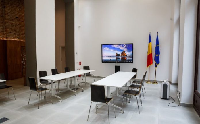 1_3_240329_1668596552_06998_fav