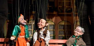 Expoziție la Cluj-Napoca: Arta marionetelor, prezentată prin prisma celei mai vechi familii clujene de păpușari