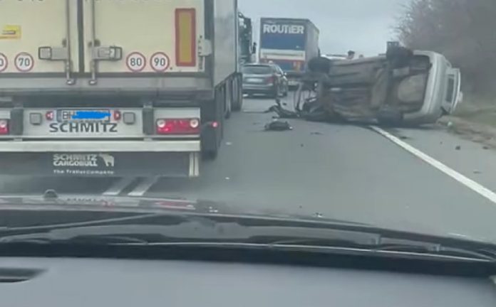 1_3_261120_1710755250_08256_fav