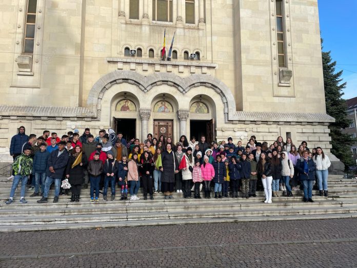 poza_autocarele_bucuriei_4