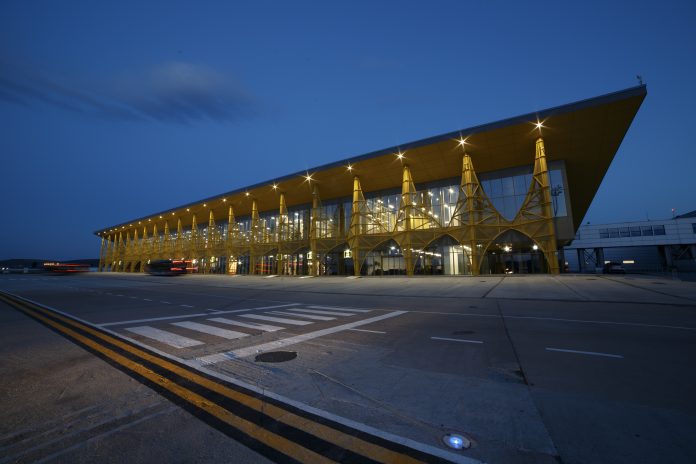 Aeroportul International Cluj foto 2
