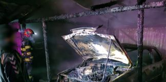 Incendiu devastator în Huedin – Garaj, lemnărie și o casă cuprinse de incendiu