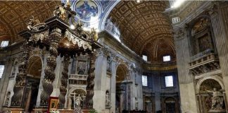 RFI-Data-Vatican-Pape-Francois-a-la-messe-a-a-la-Basilique-Saint-Pierre©Reuters-Guglielmo-Mangiapane