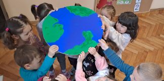 Copiii îndemnați să fie atenți la nevoile planetei