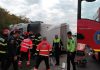 Accident grav între Turda și Gilău – un autocamion răsturnat, șofer salvat de pompieri