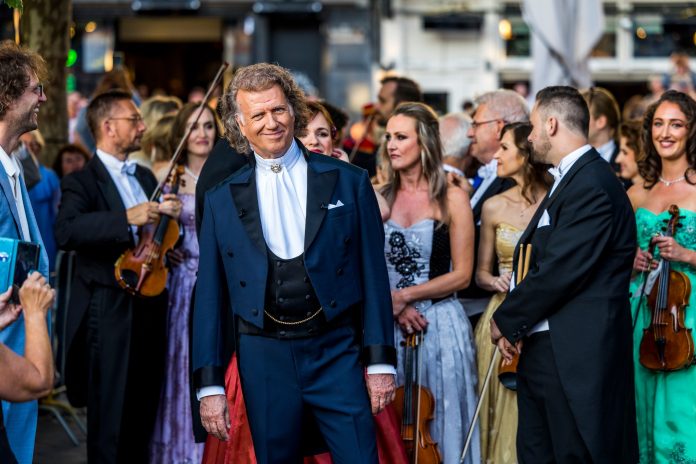 060723, Maastricht: Andre Rieu Vrijthof. Foto: Marcel van Hoorn.