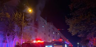 Incendiu într-un apartament din Cluj – Zece persoane s-au autoevacuat
