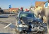 Accident rutier în Tureni: două autoturisme implicate, un bărbat transportat la spital