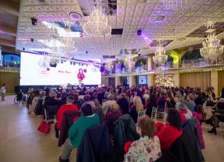 ÎNFLORITOARE revine la Cluj pentru al doilea an: – conferința care sprijină campania „Adoptă o mamă”