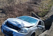 Accident rutier pe raza localității Sânpaul – Un bărbat și o minoră au fost răniți
