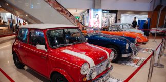 Ferrari, Porsche și Ford Mustang, autovehiculele de colecție expuse în cadrul „Classic Car Show”