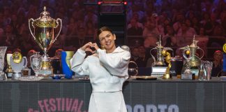 Seară istorică la Cluj-Napoca: Simona Halep și-a luat rămas-bun de la tenisul mondial în fața a 10.000 de fani, la Sports Festival