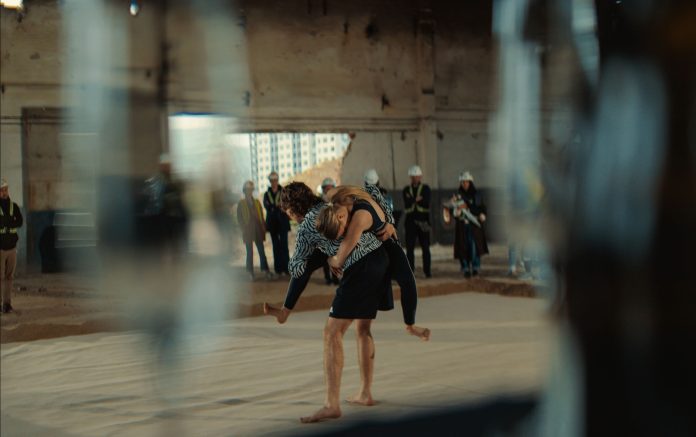 Hala cu Arcade_dans