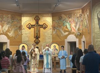 Padre Guilherme, preotul DJ venit la Untold, a celebrat liturghia în noua catedrală greco-catolică din Cluj